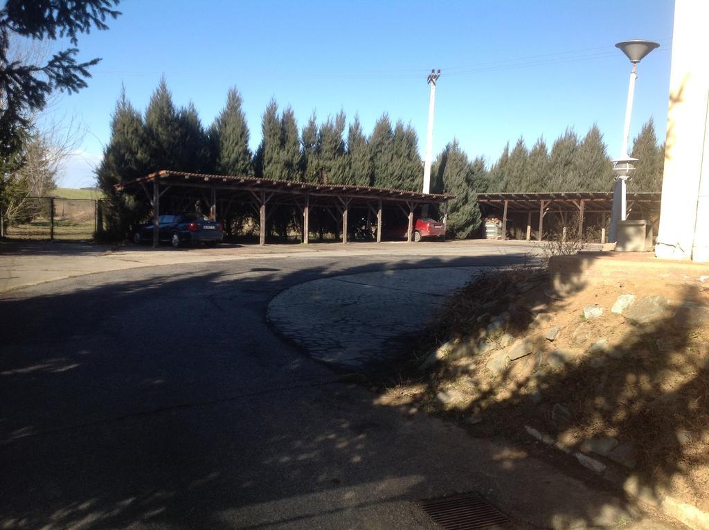 Club Hotel